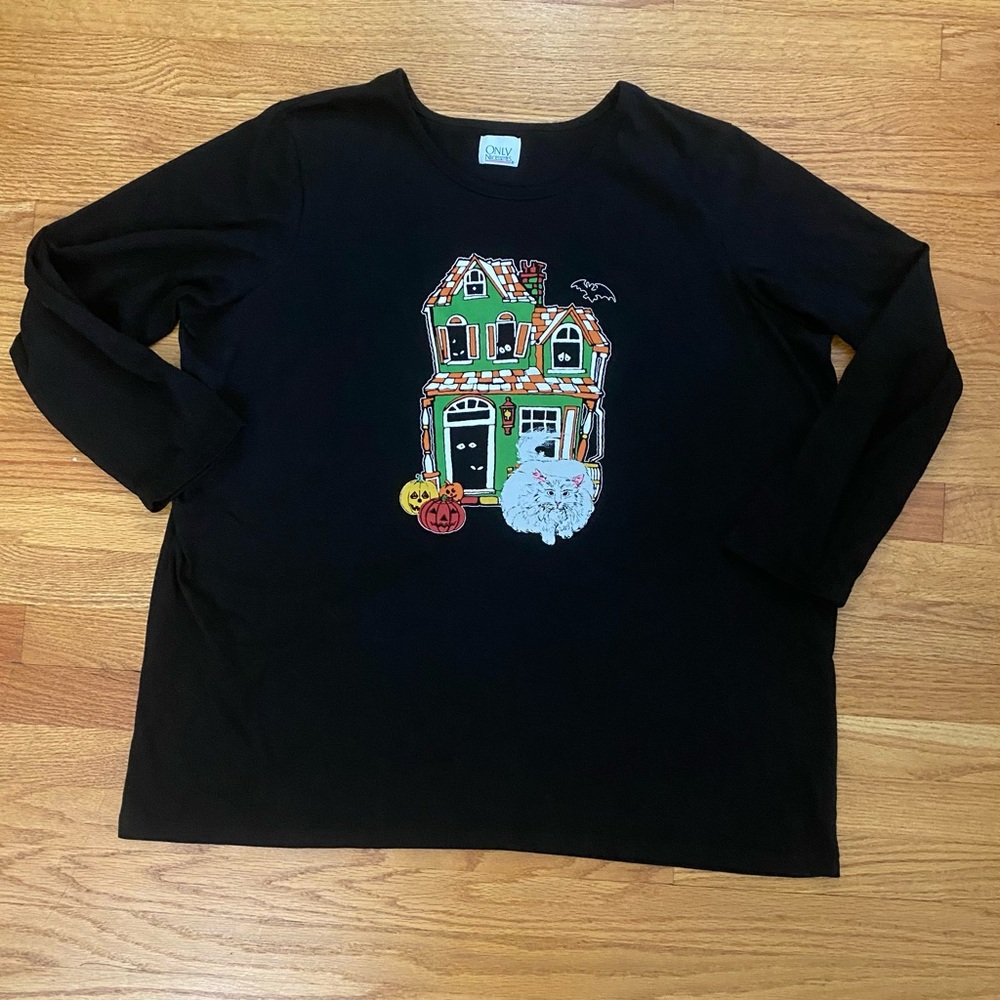 Only Necessities Shirt Women’s Black Halloween Pics for Measurements Tag Removed